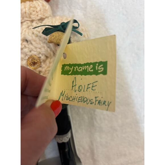 The Irish Little People Hand Crafted Doll "Aoife Mischievous Fairy" Collector's - Picture 3 of 8